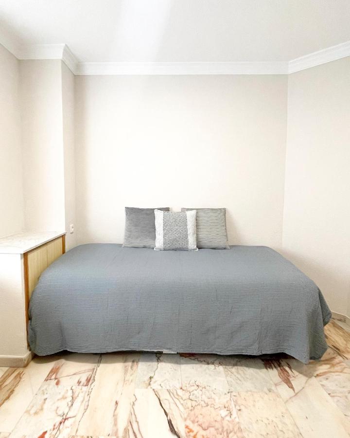 Apartmán Holidays2Malaga Tomas De Echeverria 150 Mts To Beach & High Speed Wifi & Parking Exteriér fotografie